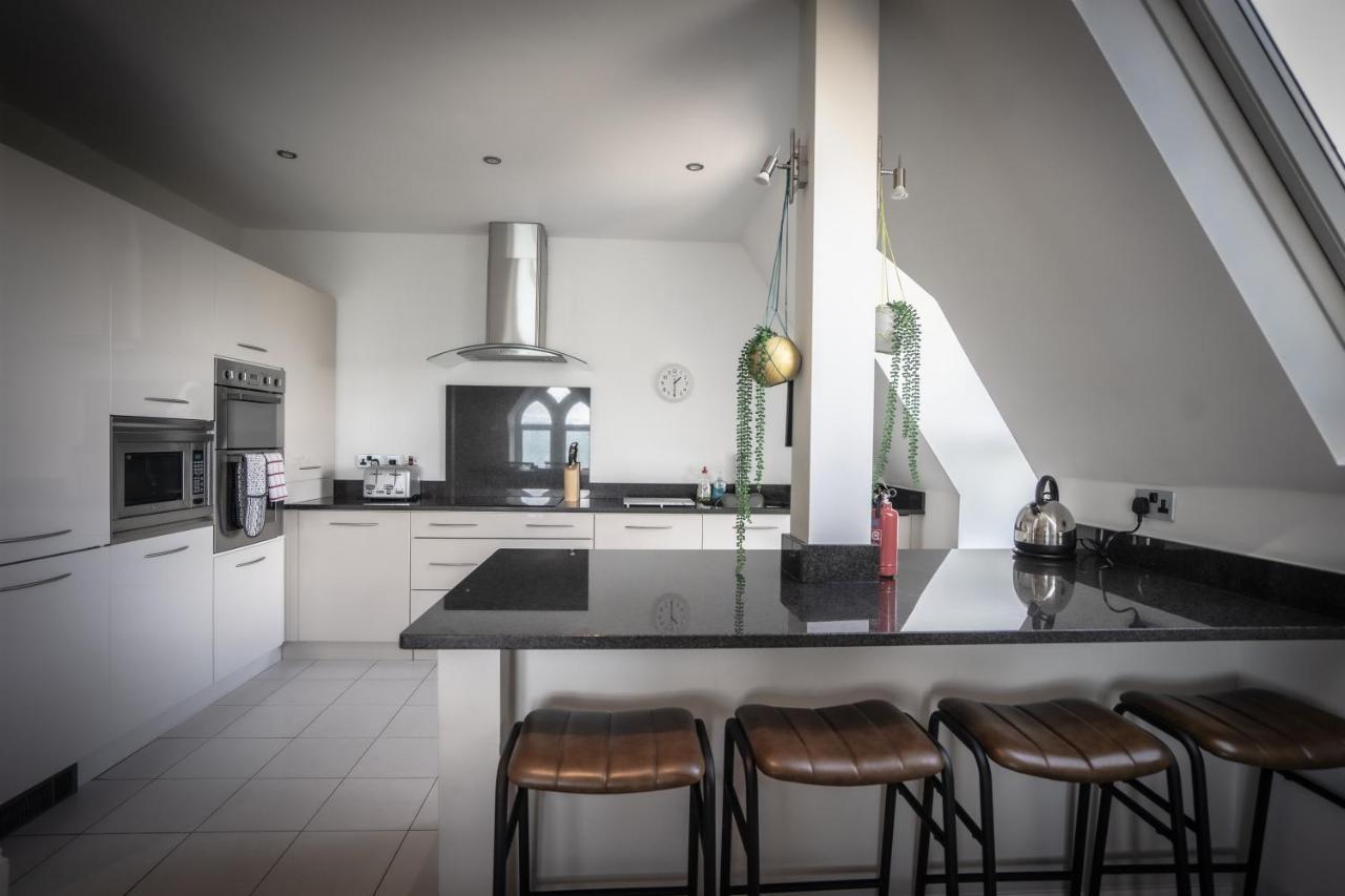 Victorian Penthouse With Panoramic Sea Views Apartment Ilfracombe Exterior photo